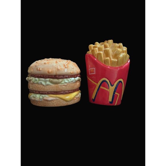 McDonalds 1997 Big Mac Burger & Fries Ceramic Salt & Pepper Shakers - Picture 7 of 7